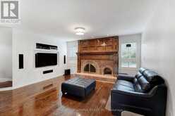 26 ALBERY CRESCENT | Aurora Ontario | Slide Image Thirteen