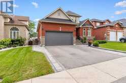 39 BANNERMAN DRIVE | Bradford West Gwillimbury Ontario | Slide Image Two