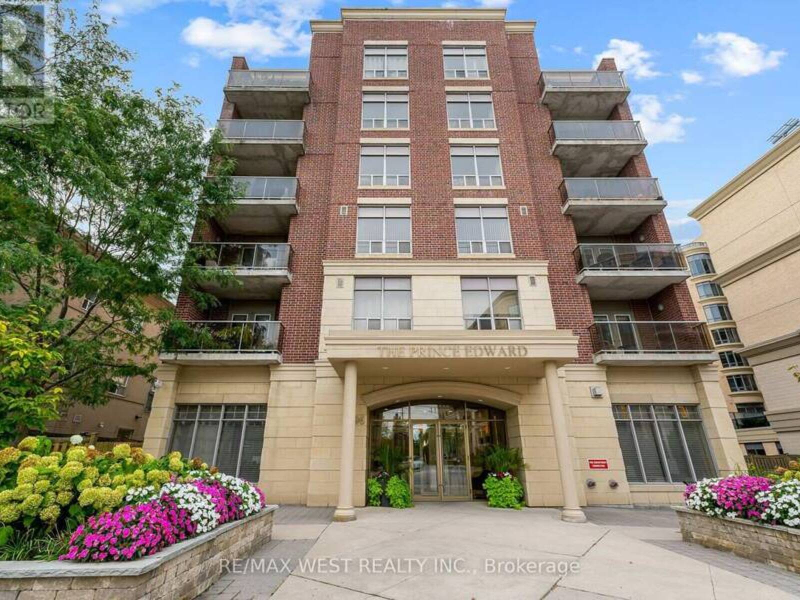 402 - 4196 DUNDAS STREET W, Toronto, Ontario M8X 0A3