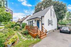 8 SMITH CRESCENT | Toronto Ontario | Slide Image Three