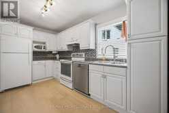 8 SMITH CRESCENT | Toronto Ontario | Slide Image Eight