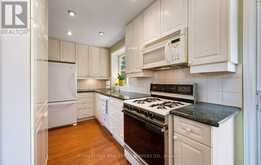 20 GLENGROVE COURT | Brampton Ontario | Slide Image Seventeen