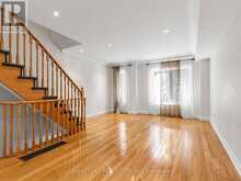 37 BIRDSTONE CRESCENT | Toronto Ontario | Slide Image Twelve