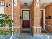 37 BIRDSTONE CRESCENT | Toronto Ontario | Slide Image Three