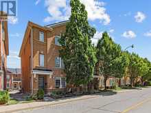 37 BIRDSTONE CRESCENT | Toronto Ontario | Slide Image Four