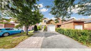 18 TIPTON CRESCENT | Ajax Ontario | Slide Image Two