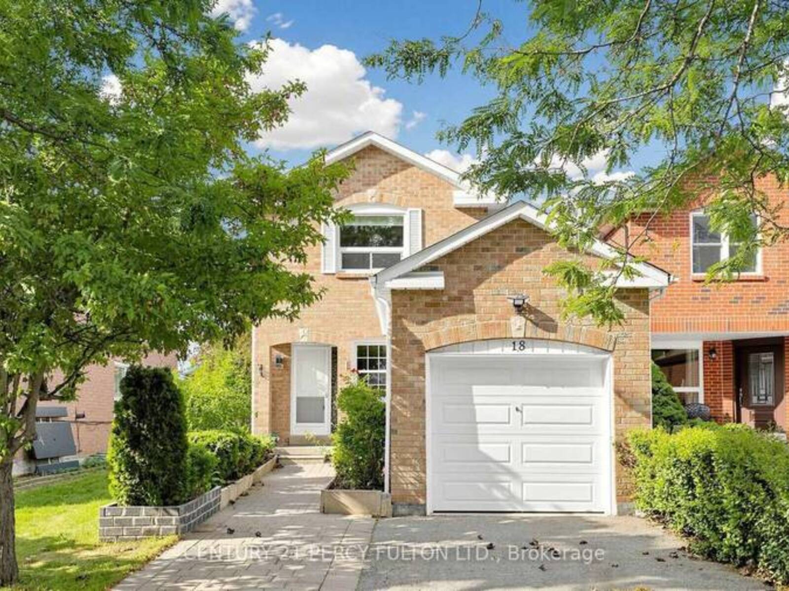 18 TIPTON CRESCENT, Ajax, Ontario L1T 2L1