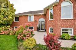 7 ORSI DRIVE | Orillia Ontario | Slide Image Five