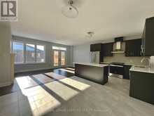 30 PERIWINKLE ROAD | Midhurst Ontario | Slide Image Eight
