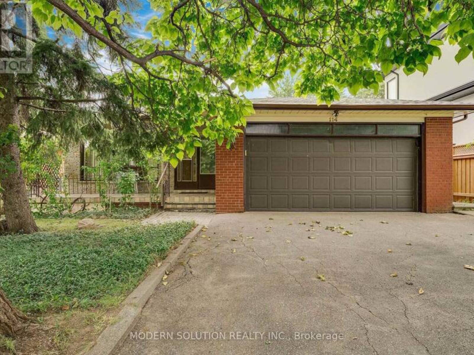114 ELMCREST ROAD, Toronto, Ontario M9C 3R9