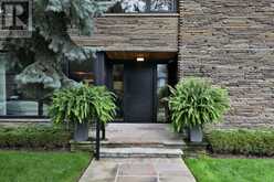 5 OVERDALE ROAD | Toronto Ontario | Slide Image Four