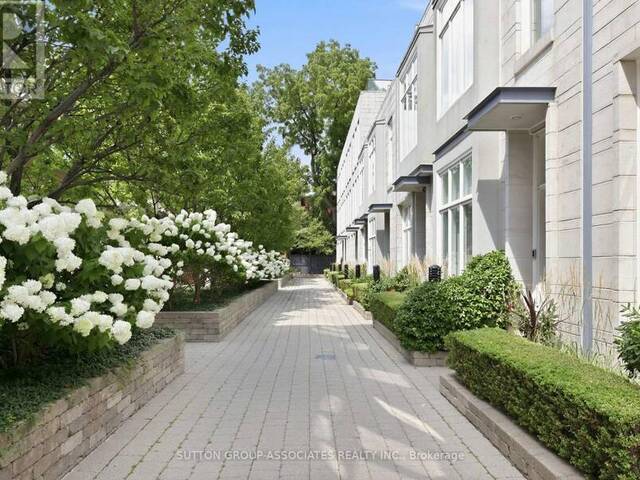 TH9 - 385 BRUNSWICK AVENUE Toronto Ontario, M5R 3R1 - 4 Bedrooms Condo For Sale