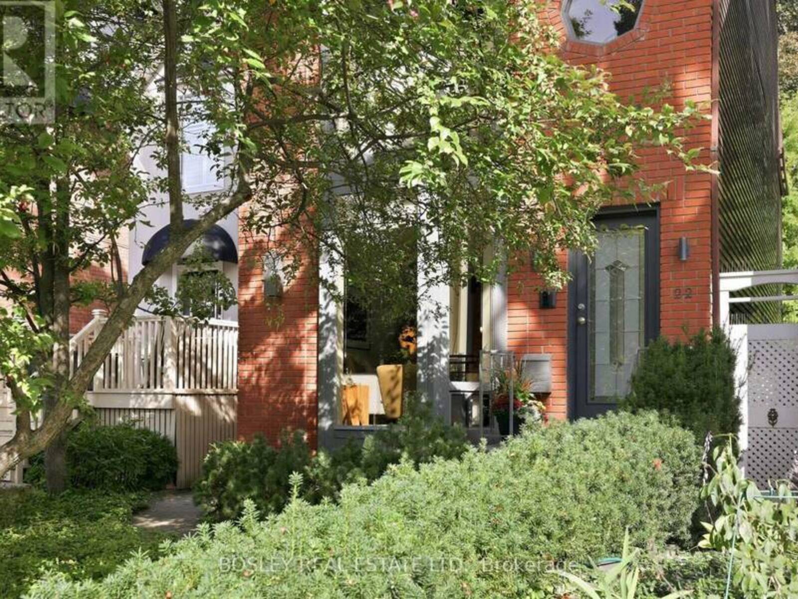 22 CAVELL AVENUE, Toronto, Ontario M4K 1L6