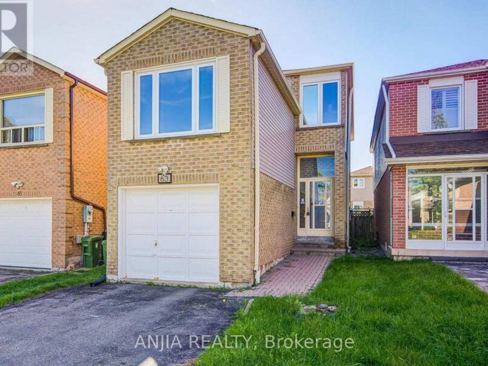 63 ENCHANTED HILLS CRESCENT, Toronto, Ontario M1V 3N9