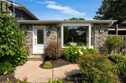 213 CENTRE STREET | Angus Ontario | Slide Image Three