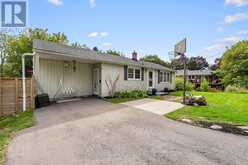 788 ALLAN AVENUE | Newmarket Ontario | Slide Image Three