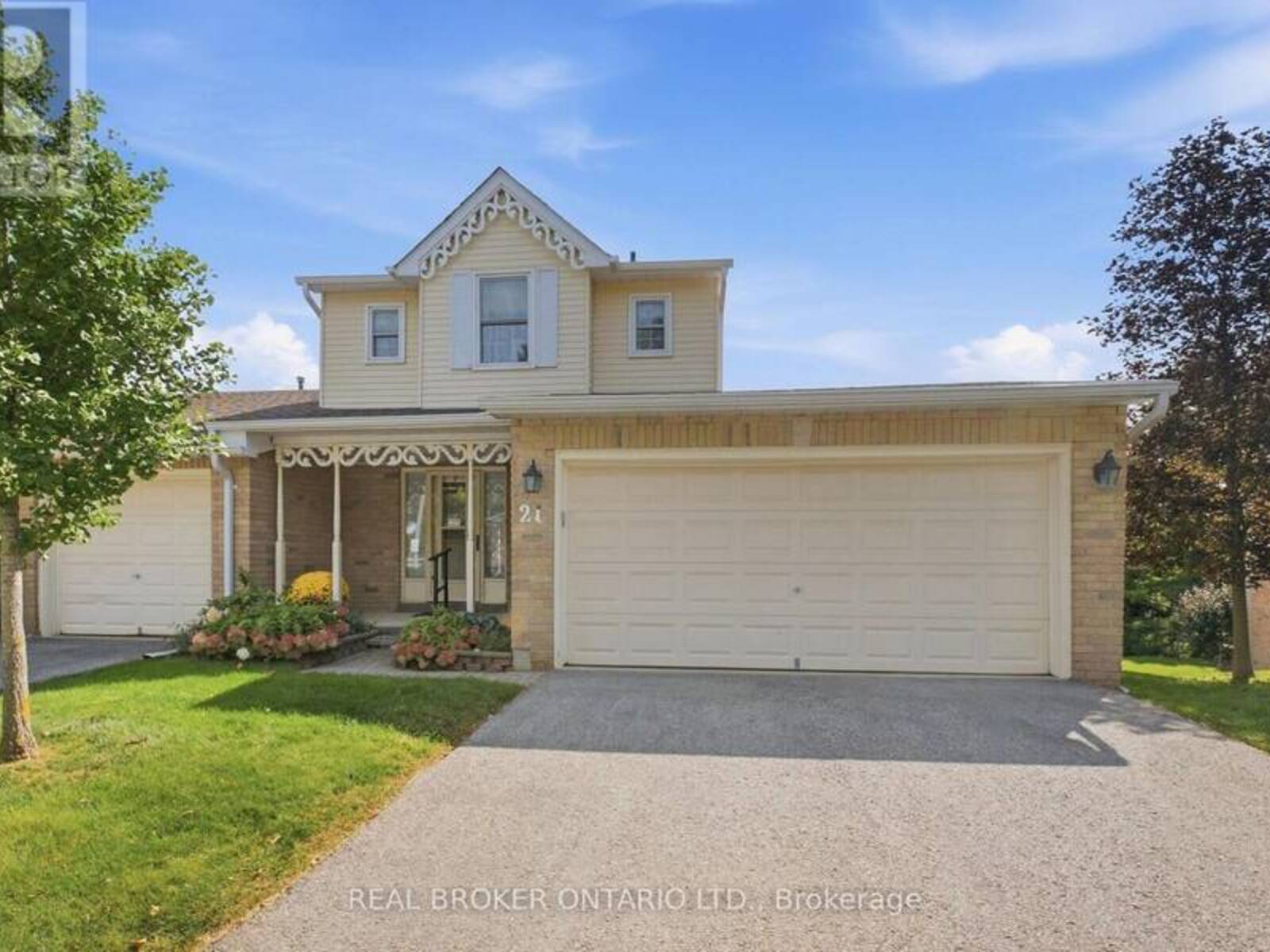21 ADAMS COURT, Uxbridge, Ontario L9P 1G2