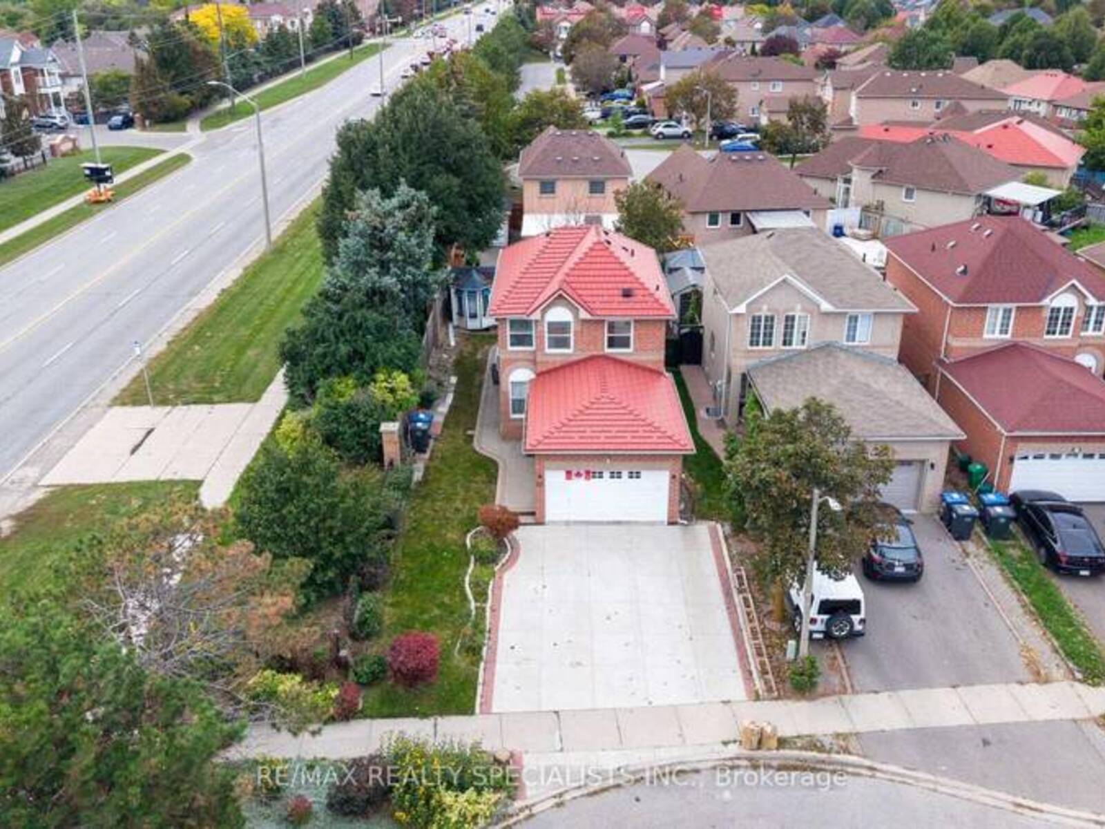 25 CARABRAM COURT, Brampton, Ontario L6X 4M2
