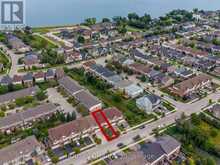 35 PALACEBEACH TRAIL | Hamilton Ontario | Slide Image Two