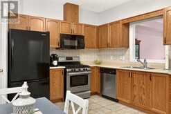 15 - 130 SOUTHBROOK DRIVE | Binbrook Ontario | Slide Image Eight