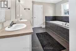 104 TARTAN AVENUE | Kitchener Ontario | Slide Image Nineteen