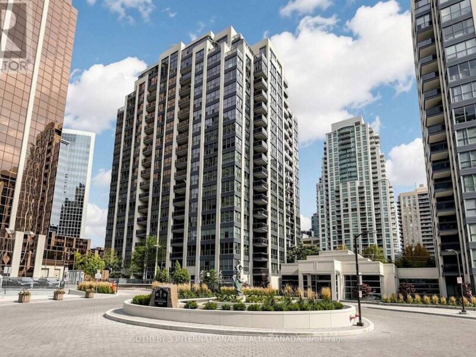 303 - 18 HOLLYWOOD AVENUE, Toronto, Ontario M2N 6P5