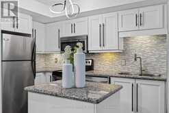 1203 - 18 HARDING BOULEVARD | Richmond Hill Ontario | Slide Image Ten