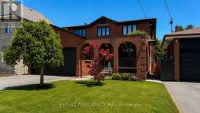 65 FOCH AVENUE | Toronto Ontario | Slide Image One