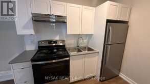 82-84 WELLAND AVENUE | St. Catharines Ontario | Slide Image Six