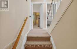 16 BALTRAY CRESCENT | Toronto Ontario | Slide Image Eighteen