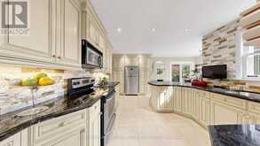 45 PINNACLE ROAD | Toronto Ontario | Slide Image Eleven