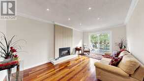 45 PINNACLE ROAD | Toronto Ontario | Slide Image Seventeen