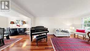 45 PINNACLE ROAD | Toronto Ontario | Slide Image Six