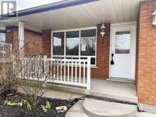 7 QUINCY COURT | Hamilton Ontario | Slide Image Five