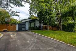 912 VISTULA DRIVE | Pickering Ontario | Slide Image Three