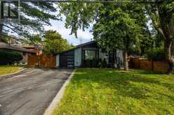 912 VISTULA DRIVE | Pickering Ontario | Slide Image Four