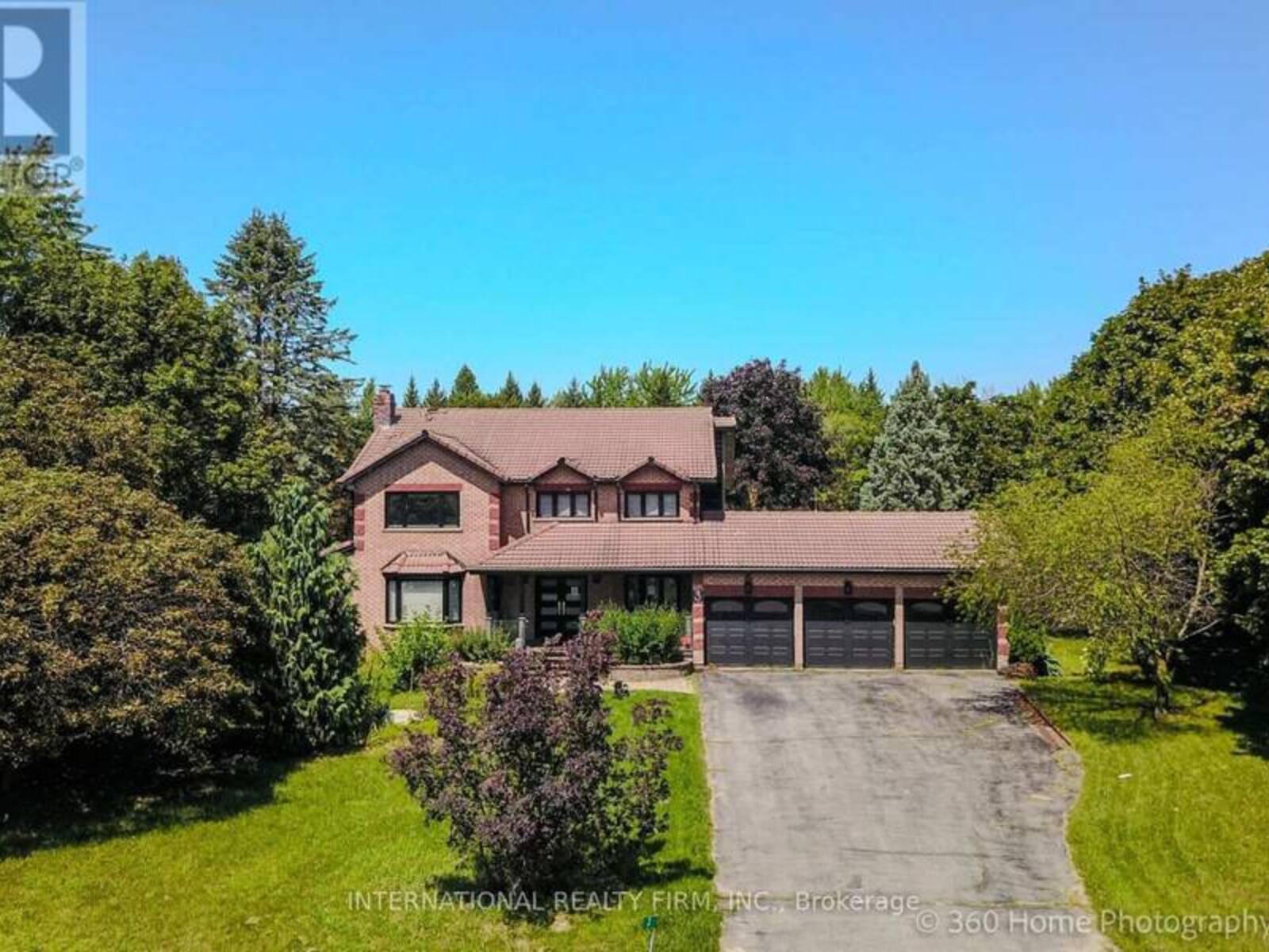 3 TAUNUS COURT, Clarington, Ontario L1C 4H5