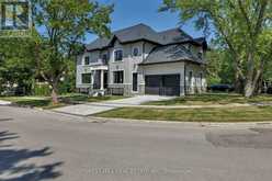 5 CEDAR CRESCENT | Aurora Ontario | Slide Image Two