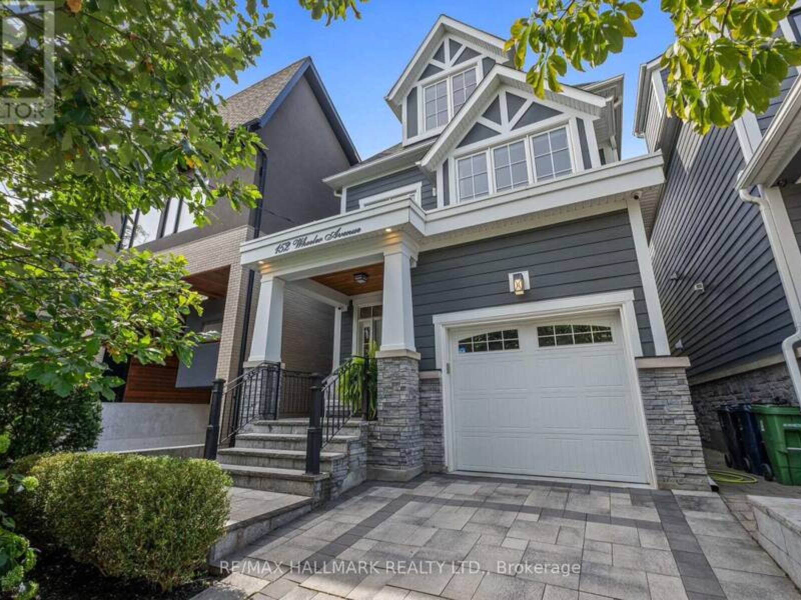 152 WHEELER AVENUE, Toronto, Ontario M4L 3V4