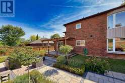 4 SIMMONS CRESCENT | Aurora Ontario | Slide Image Thirty-six