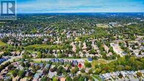 4 SIMMONS CRESCENT | Aurora Ontario | Slide Image Forty-eight