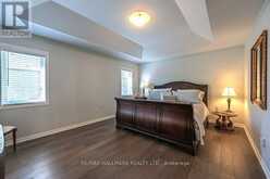 29 NESS DRIVE | Richmond Hill Ontario | Slide Image Eleven