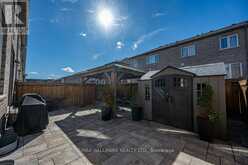 29 NESS DRIVE | Richmond Hill Ontario | Slide Image Twenty