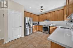 59 CRYSTAL GLEN CRESCENT | Brampton Ontario | Slide Image Thirteen