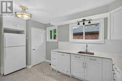 40 CLARENDON AVENUE | Hamilton Ontario | Slide Image Nine