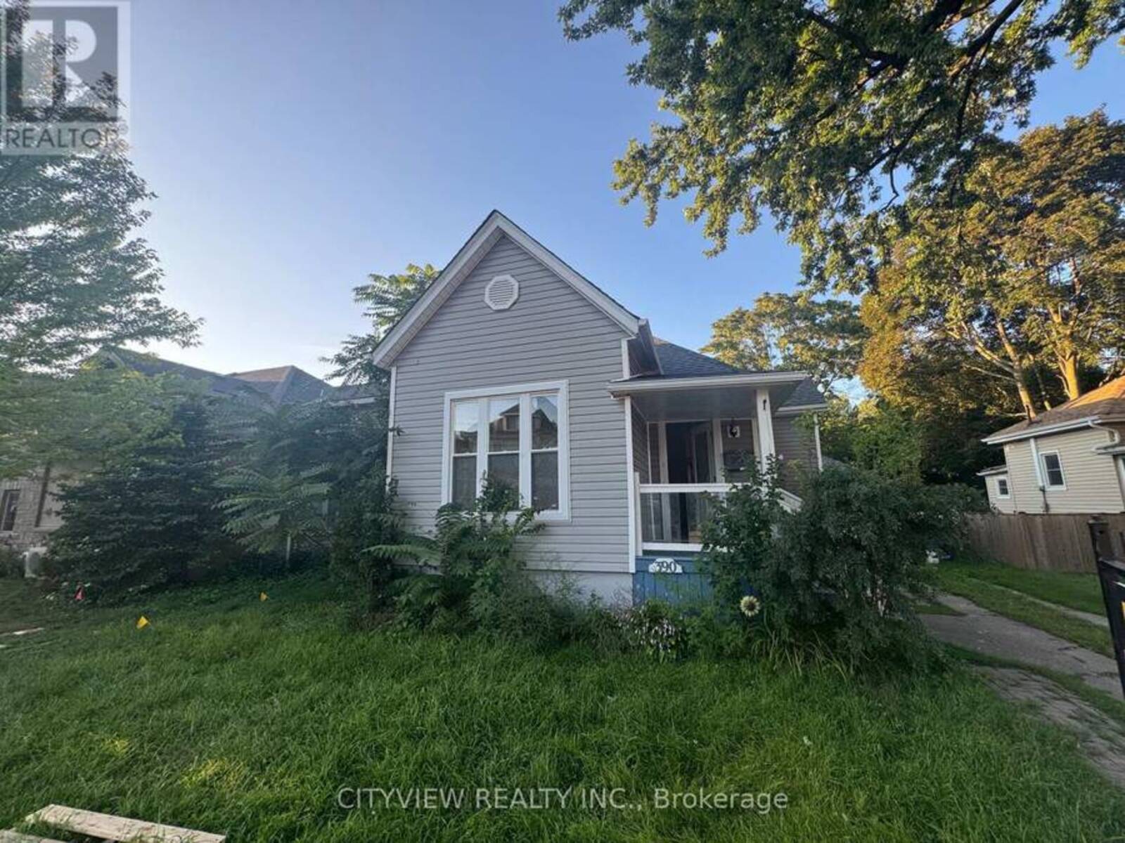 390 GEORGE STREET, Sarnia, Ontario N7T 4P7