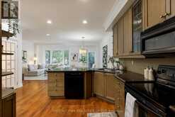 36 CAMBERWELL ROAD | Toronto Ontario | Slide Image Eighteen