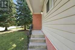 56 SEATON DRIVE | Aurora Ontario | Slide Image Six