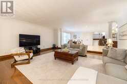 130 TAVISTOCK SQUARE | Oakville Ontario | Slide Image Sixteen