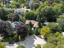 130 TAVISTOCK SQUARE | Oakville Ontario | Slide Image Four